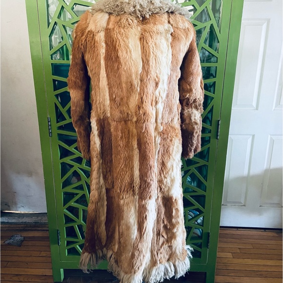 lady western of canada ‘40s/50s Rabbit Fur Trench Coat w/ Sheep Collar -AMAZING! - Picture 4 of 10